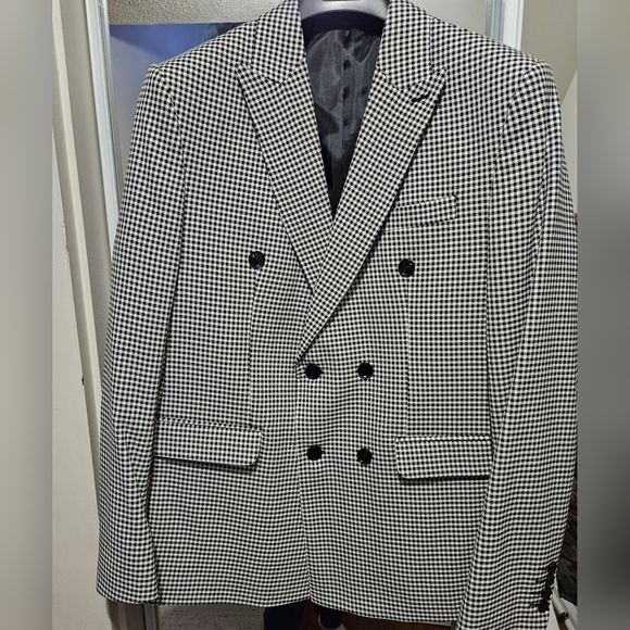 Jacket for sale - Picture 1 of 2